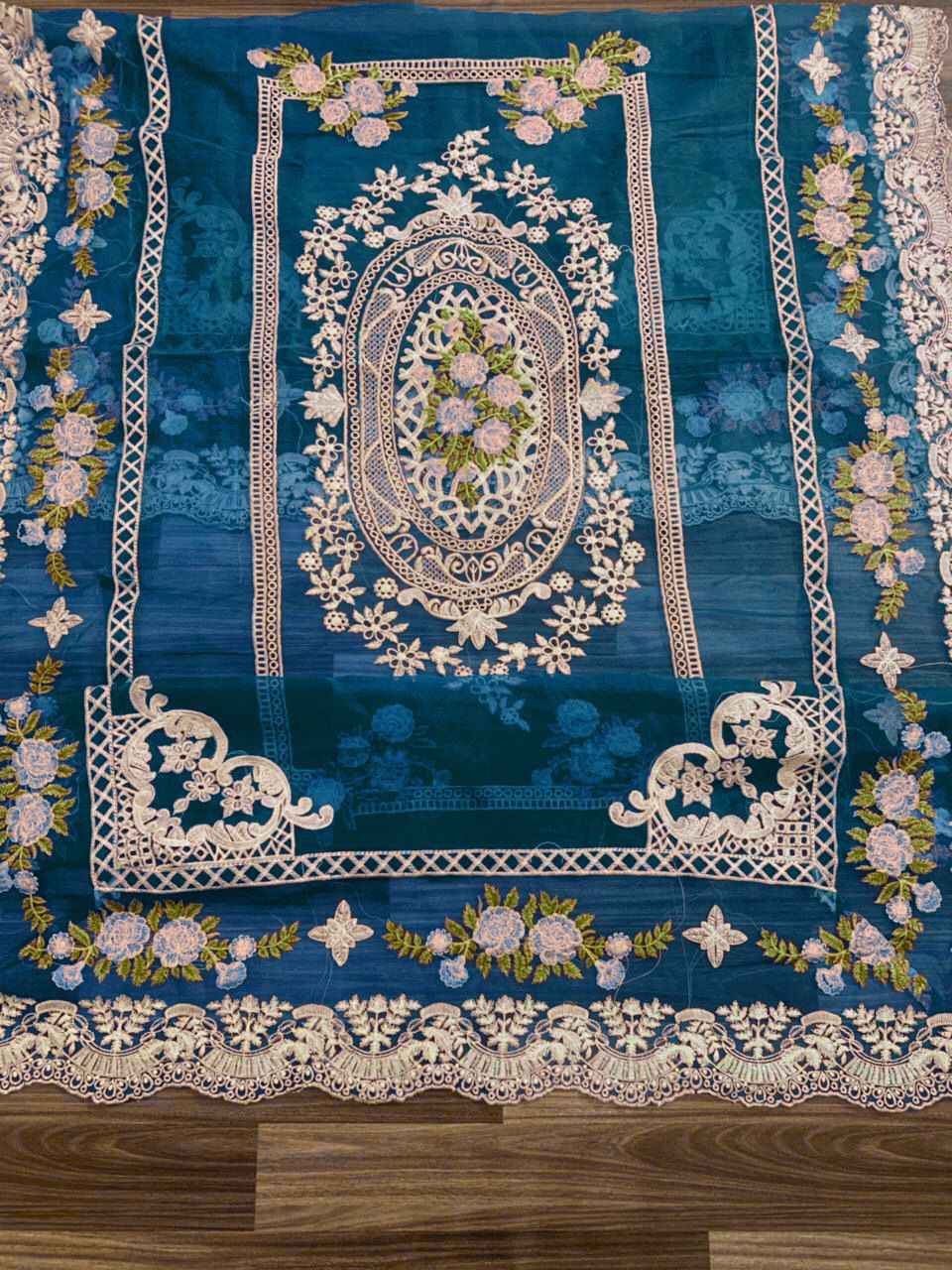 Crimson Chikankari Lawn & Organza Embroidered Suit