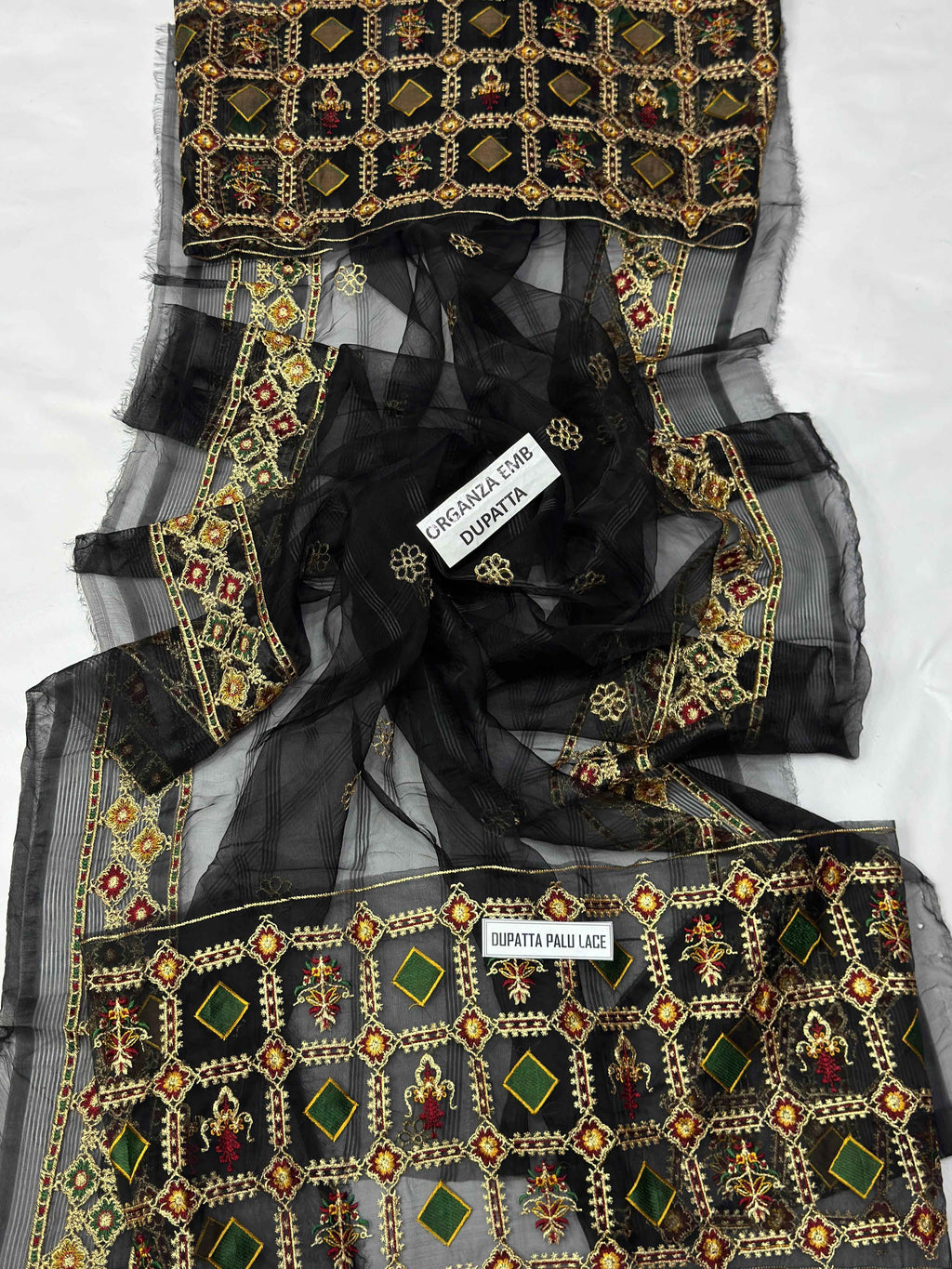 SUMMER COLLECTION 2025