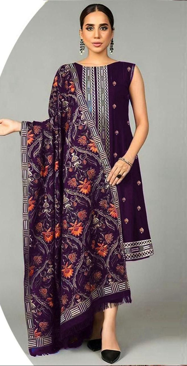 Winter Collection – Dhanak Embroidered 3-Piece Suit (Design 5)