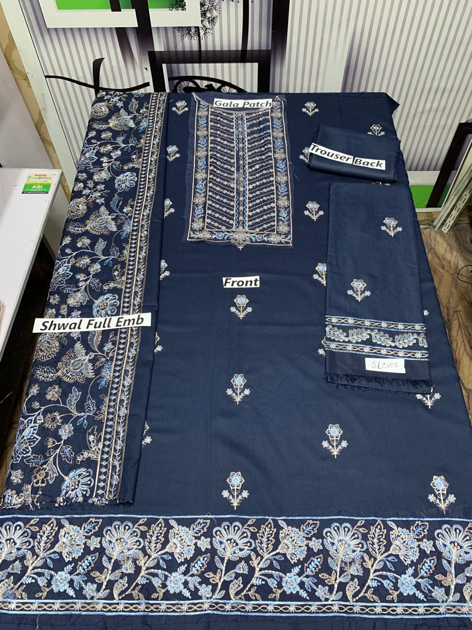 Winter Collection – Dhanak Embroidered 3-Piece Suit (Design 11)