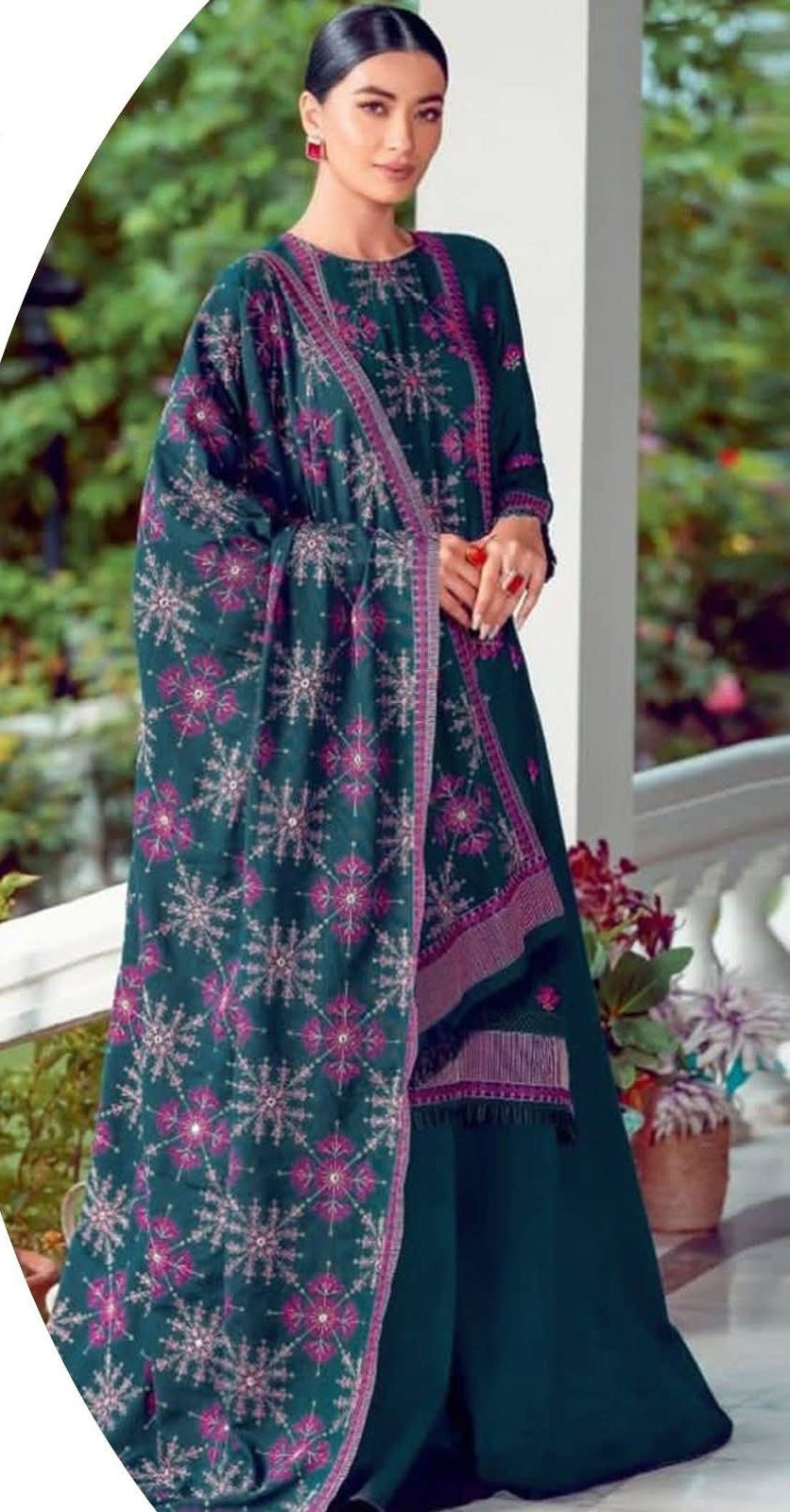 Winter Collection – Dhanak Embroidered 3-Piece Suit (Design 13)