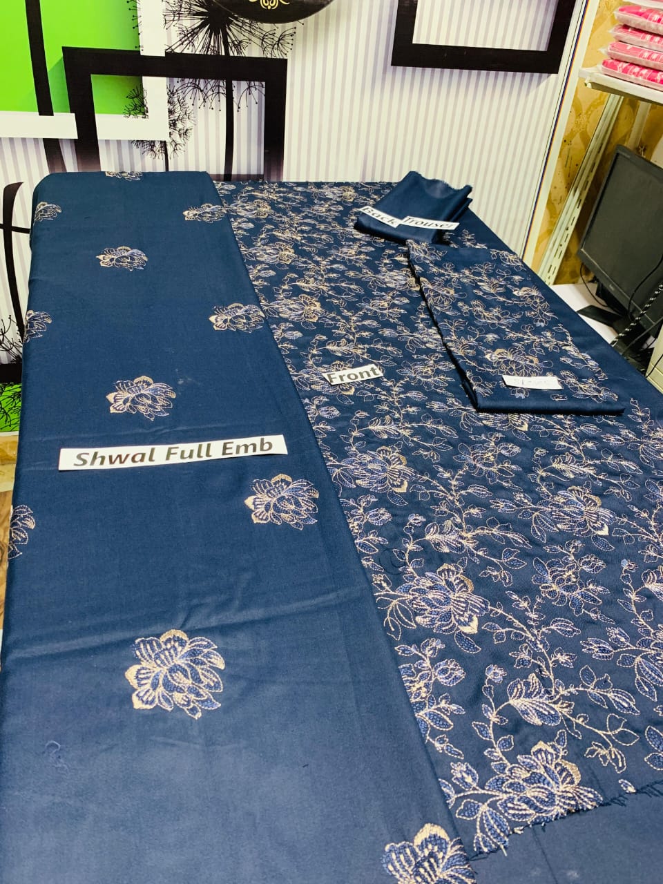 Winter Collection – Dhanak Embroidered 3-Piece Suit (Design 15)
